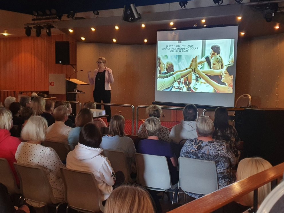 Öflug liðsheild, námskeið starfsmanna grunnskóla í Húnavatnssýslum.